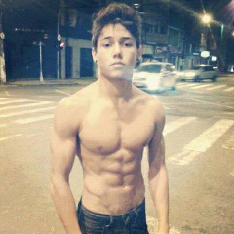 GuapoPerfecto's tweet photo. Hola!!!! http://t.co/ijGLbKaOJA