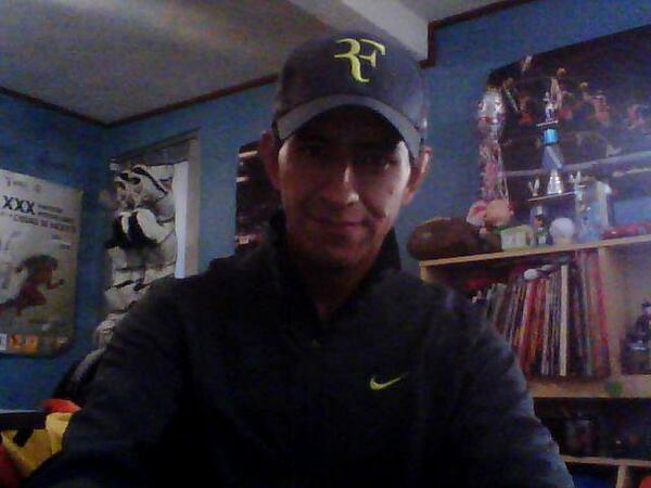 RUBDESIGN2010's tweet photo. @ESPNTennis SALUDOS Y DESDE PUEBLA MEXICO, VIENDO A ROGER FEDERER http://t.co/J408gChyla