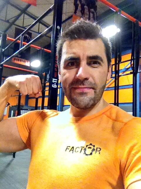 jesusodep's tweet image. No pues nada entrenando casual en viernes por la noche #noparamos @CrossfitFactor #datelo #viveRX