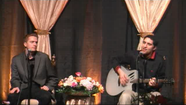 CelebrateMercy's tweet photo. From a LiveStream Viewer: @MouazNass and @RaefMusic sing a beautiful Eastern/Western rendition of Tala al-Badru.#Love http://t.co/J7YNwpvOsp