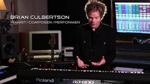 rezlyroosevelt's tweet photo. @ToSantoo RT "@SluisRolandAUS: The new Roland RD-800 Stage Piano: http://t.co/xyAfL9yMTE on #rolandconnect http://t.co/qk6XqqBIt4"