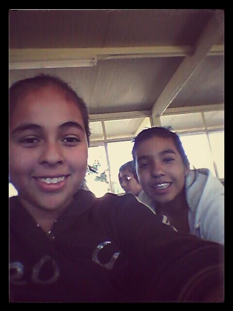 laritalau's tweet photo. Love you!♥ @nata_rosales http://t.co/UJ6TTrWNBZ