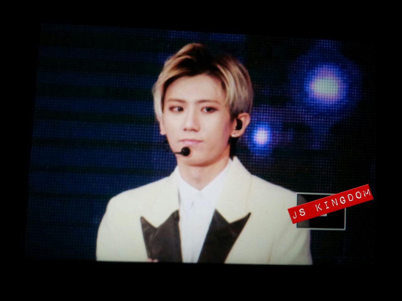 BeP5Z3xCcAASD0B.jpg:large