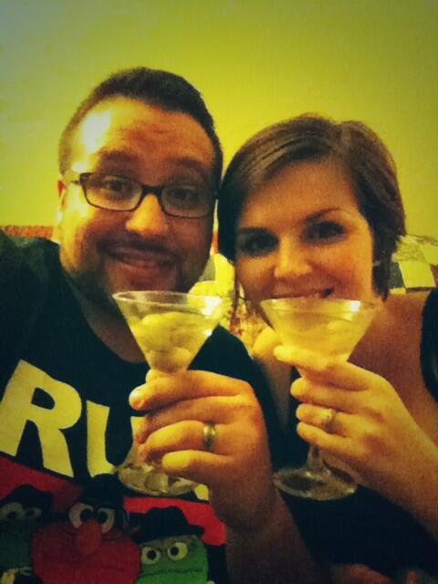 heylooktony's tweet image. Cheers!! #TGIF #DirtyMartini #ClassyBitches