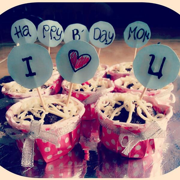 fiakacandra's tweet photo. Mama♥♥♥ http://t.co/3HoF9FcUom