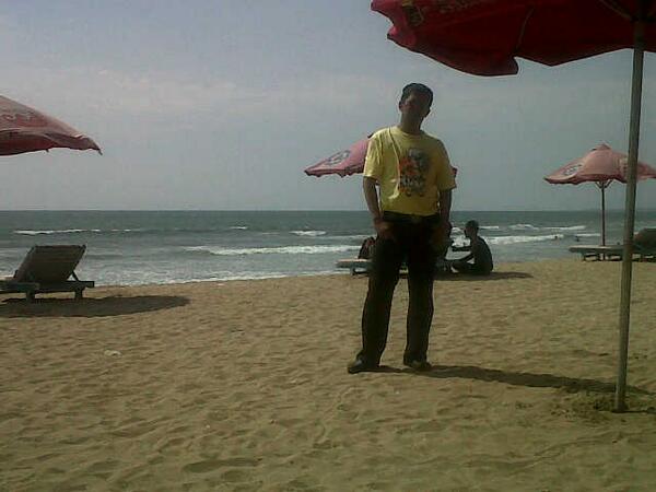 piuindonesia's tweet photo. Hello Kuta... http://t.co/kZeP3AYBje