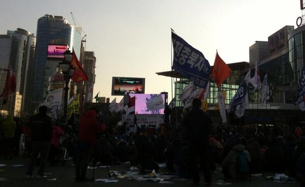 peopleinch tweet picture