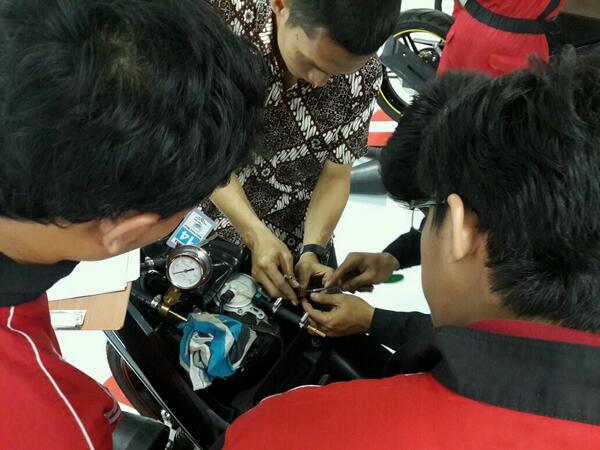 Teknik Mesin ITB'12 tweet media