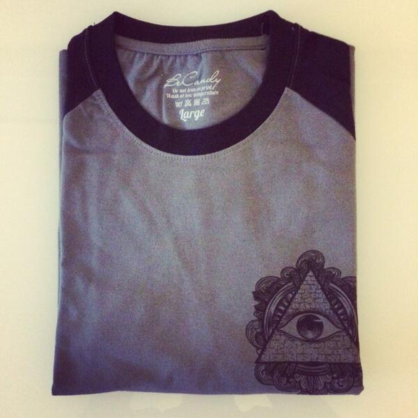 stewacka13's tweet image. “@BeCandyClothing: All Seeing eye tee! #BeCandy RT http://t.co/flkOwXXKGK” gotta get this in a long sleeve!! #sick