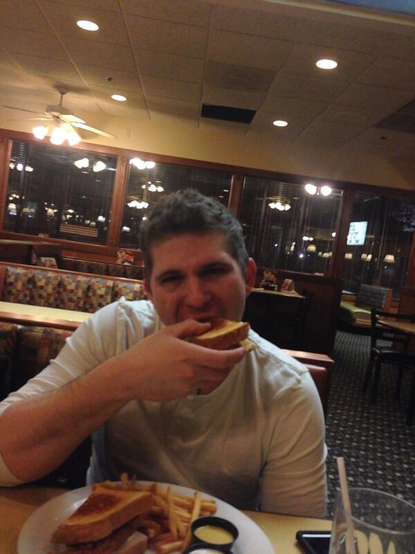 Kj_Puzzles's tweet photo. Perkins with drunk assholes bitching#Robbie'sabitch http://t.co/Z4upje0ixk