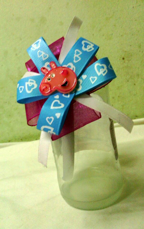 Batiburrill's tweet photo. Diadema de pepa pig, 3€/unidad http://t.co/sShrjK9ZOn