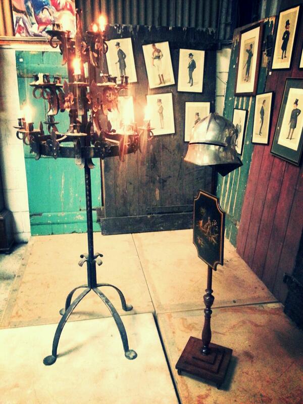 #theantiquescurioandsalvagebarn #harrogate #fourlaneendsfarm #skiptonroad #hg32bx #theenglishpolisher #candleabra