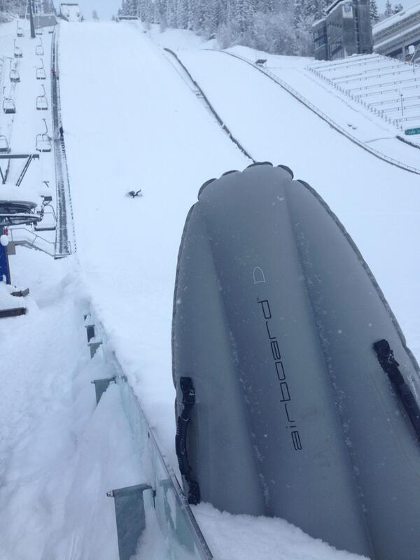 BrgeHarvey's tweet photo. Airboard på ATEA Landstreff :) Kuult http://t.co/FtNxuZwSX7
