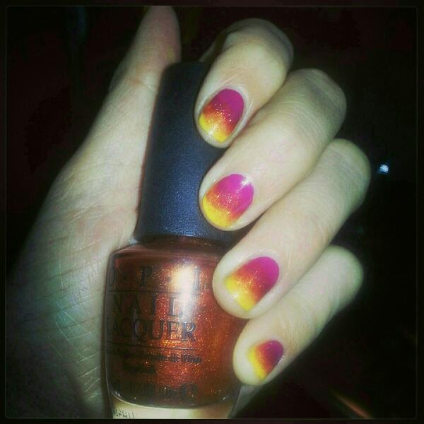 bymasque's tweet photo. Nails du jour. #tropical, #January blues, #opi http://t.co/mzbKHMqdOf