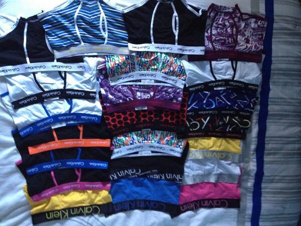 Pedi2ropa's tweet photo. Tenemos calzones CK por 6€ de estos y mas colores http://t.co/aZ3xyHwAaz http://t.co/goBlLgA9Ft