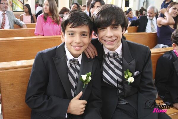 ¡No te pierdas estas fotos exclusivas de la boda de Rosa y Leonardo Alfonso! goo.gl/mXx73O