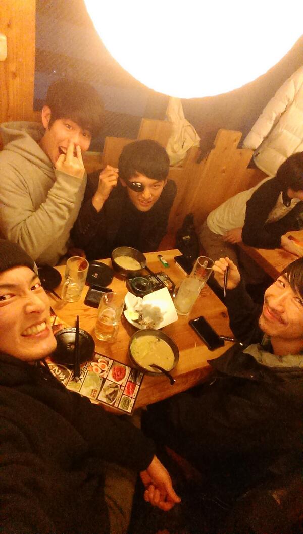 ARIDMESA's tweet photo. からのトリキで打ち上��！！！新曲の名前はリンゴリンゴ梨なトロピカルファンキーJ-popチューンです！！ http://t.co/prPaNp9Lii