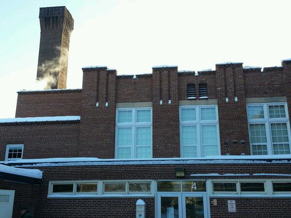 VintageMNHockey's tweet photo. Old Elk River High School located next to #HandkePit #HDM2014 #HandkeStadium http://t.co/BEWyQxFL6v
