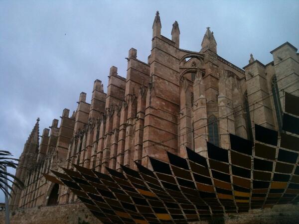 Alisetter's tweet image. A punto de entrar en el Centro de Arte y Creación #palmatrip #quechulo