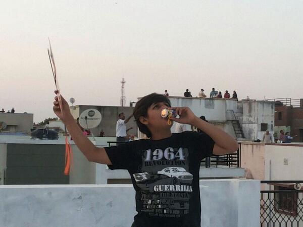 devjoshi10's tweet photo. Hiii friends ... Khush Raho....... http://t.co/UU9TsXNKiT