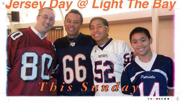 Lightthebay's tweet photo. Wear that Red &amp; Golden this Sunday!!! #NinerFan #49ers #NFL #Greater2014 http://t.co/AMeuQW6Awx