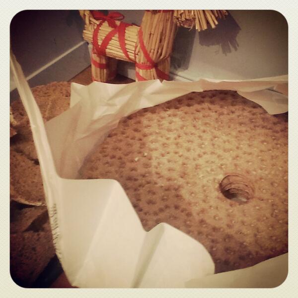 foxandthemagpie's tweet photo. Last min place at breadmaking in shipley tomorrow  wet Italian dough method 9.30-3 £45 pls rt http://t.co/glBLewnuwv