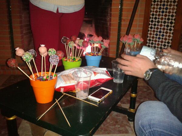 Alejandra8725's tweet photo. Muchas Felicidades @M_DeLaCorte http://t.co/DcPpTD1bdH