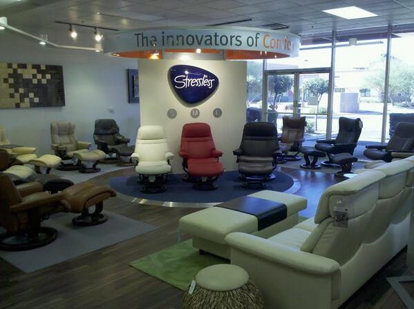DesignSourceAZ's tweet image. Hurry in before Jan 20th to @DesignSourceAZ to find out how you can get $200 off your @StresslessUS chair! #design