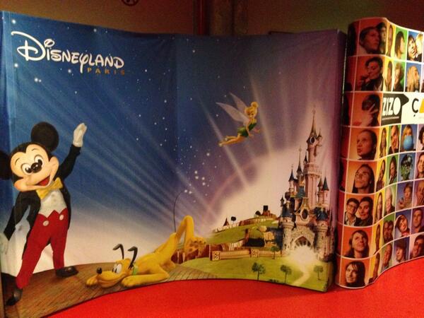 VDRDav's tweet image. We're here! #holebifoon #support #magicforeveryone #sparkle14