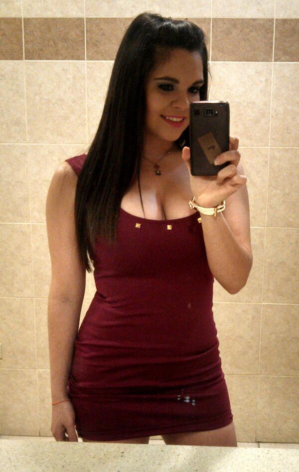 DeborahLongoria's tweet photo. Vestidito de @PasarellaMty :) #follow http://t.co/aVl1bVUTHF