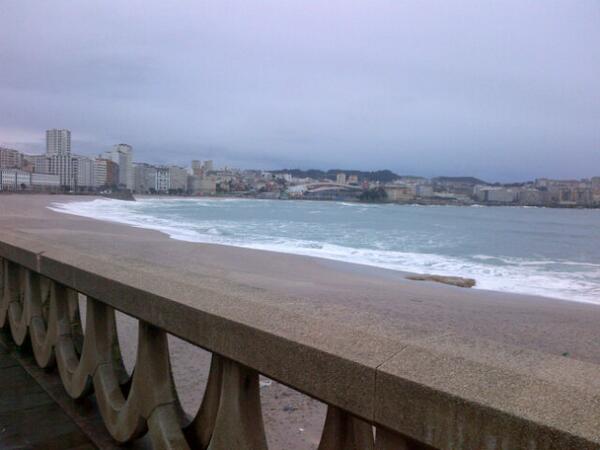 mariagarcia_91's tweet photo. Bonito dia :) @Potypopo Coruuuña! http://t.co/fFgTAm1XiX