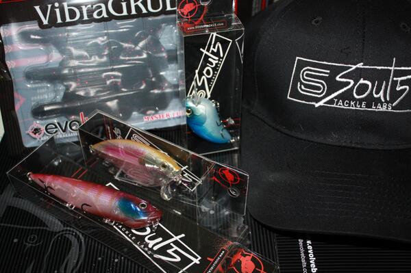evolvebaits's tweet photo. LIKE our facebook page, have a shot at winning THIS! https://t.co/IHh4eEPa8o http://t.co/3JBq6SF1mW
