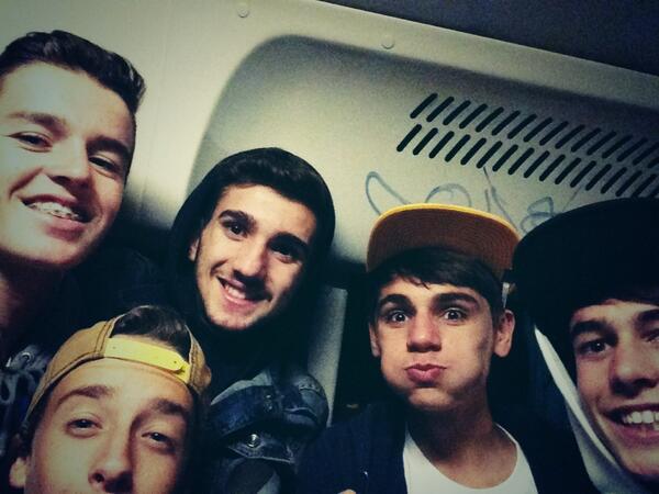 SashaRoche1's tweet photo. @MSosaNavarro @Danisantana98 @marceloherrero2 @AleReedijk http://t.co/Ca2DXGuCHs