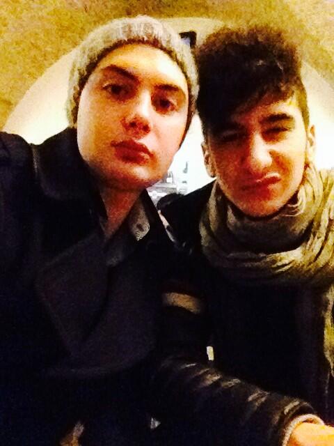 DbRaffaele96's tweet photo. La festa continua in compagnia di @Giulio002 http://t.co/davBUPTGmz