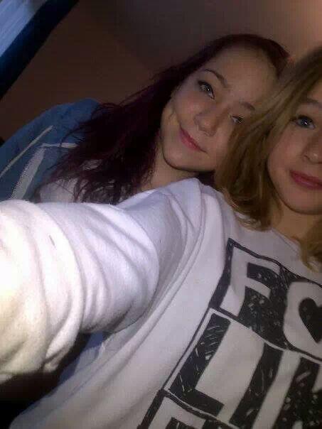 DeservesToDie_X's tweet photo. @deadbitch_ <3 http://t.co/D9rCMFw9fr