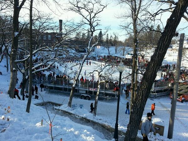HockeyDayMN's tweet photo. Absolutely an unreal day from Elk River for @PoweredByHockey. Stick salute to @ERHockey &amp; @ElkRiverBLC http://t.co/1HjUJ3BUvA