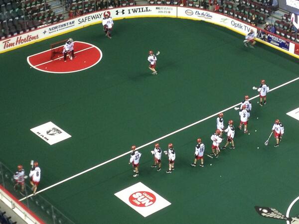 leenkran's tweet photo. @NLLRoughnecks warming up at the Dome. Go Necks! http://t.co/caTmGqn3Ba