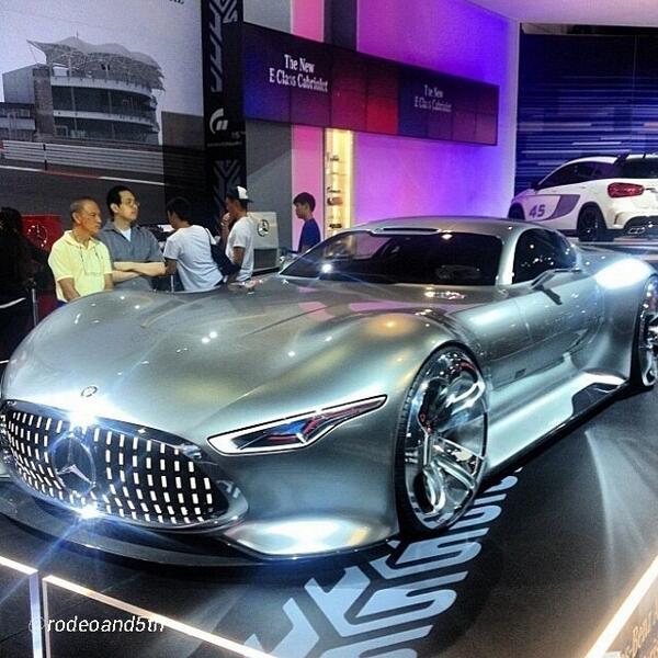Awesome car! By <a href="/rodeoand5th/">rodeoand5th</a> "She looks more gorgeous in real life! <a href="/platinumcars_ca/">Platinum Cars Inc.</a> #rodeoand5th #luxury #cars #...