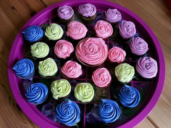 AllyKng's tweet photo. @daniele_rizzo Happy Birthday! Ich wünsche dir alles, alles Gute zum Geburtstag! ♡ http://t.co/oHWsNO86oE