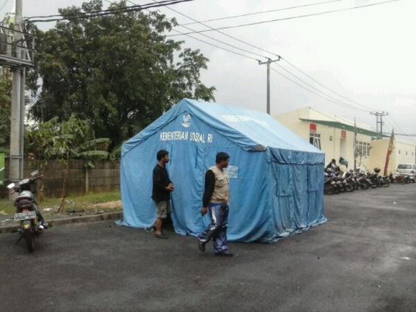 BekasiUrbanCity's tweet image. #Info 10:33 Bagi yang ingin menyalurkan bntuan untuk wil bekasi barat,salah satunya bisa k posko di bekasi townsquare