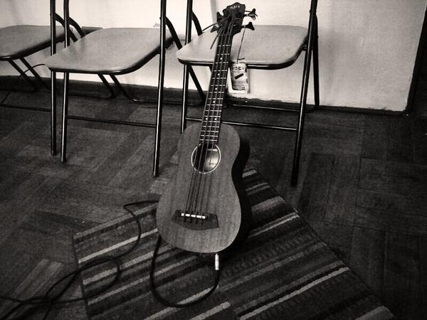 U bass.