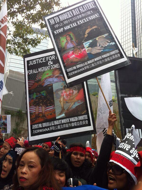 IMWUHK's tweet photo. Justice for erwiana, no more abuse! We want justice now!@korantempo @IMWUNetherlands @Metro_TV http://t.co/gOyNbNkTJc