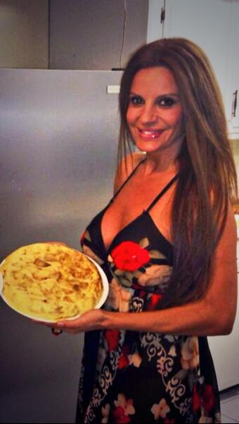 Que rica me quedo mi tortilla de patatas!! A mis amigos americanos les encanto:-)Que buena gastronom&iacute;a<a href="/tag/newprofilepic"class="tags"><span>#newprofilepic</span></a>