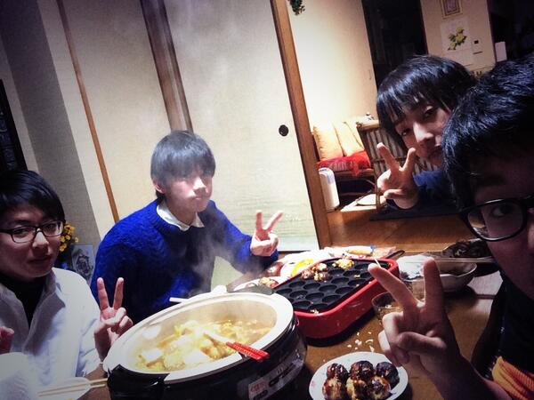 Genzo0427's tweet photo. 盛り上がってます http://t.co/Dtqet1YE7Y