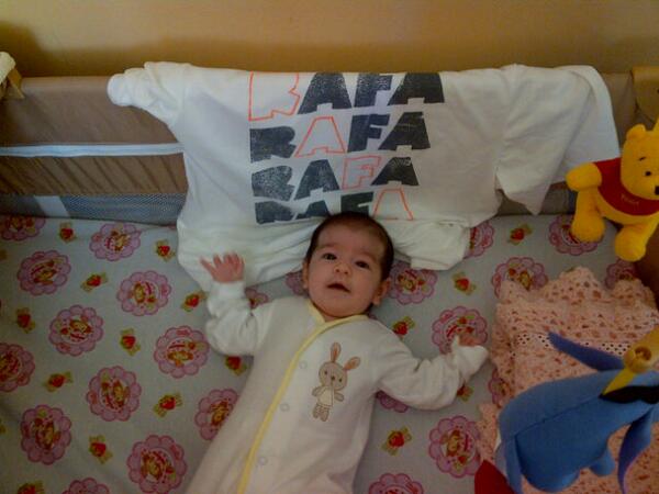 giselitavega's tweet photo. Soy famosa! ya hacen camisetas con mi nombre!!jaja http://t.co/D9edpneulP