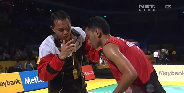 netmedia_info's tweet photo. Petandingan babak pertama di menangkan oleh Lee Chong Wei dgn score 21-19,semangat tommy Go Indonesia #NETBadminton http://t.co/fkvuPzPnNq