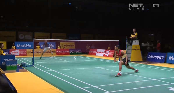 netmedia_info's tweet photo. Smash keras Lee chong wei gagal di redam oleh tommy sugiarto #NETBadminton http://t.co/E28SVpyxi3