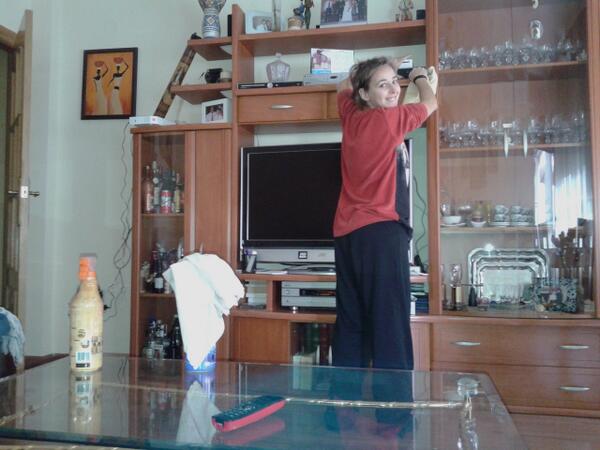 luissete_'s tweet photo. De limpieza a fondo con @_ladyy_m  vamoss!!!!!! http://t.co/j8F7VQPbAc