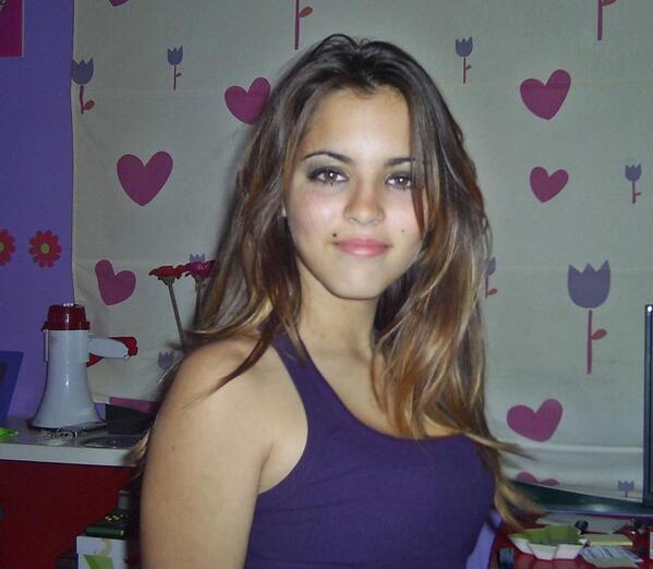 elmundoes's tweet photo. La vida robada de Nora: morir a los 16 años por sobredosis de drogras y hombres http://t.co/ngcogjZoKX Por M. Jabois http://t.co/QU5vTqMIKZ