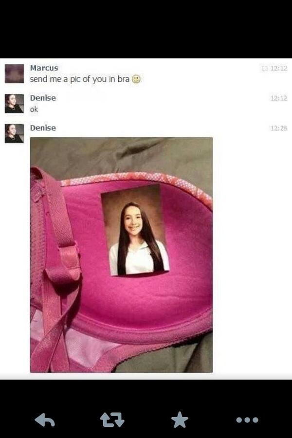 _Just1MoreTeen_'s tweet image. 